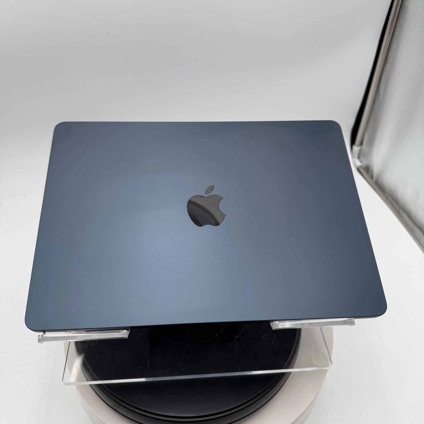 Apple MacBook Air 13-inch M2 A2681 2023 8GB 256GB 100% Batt Black