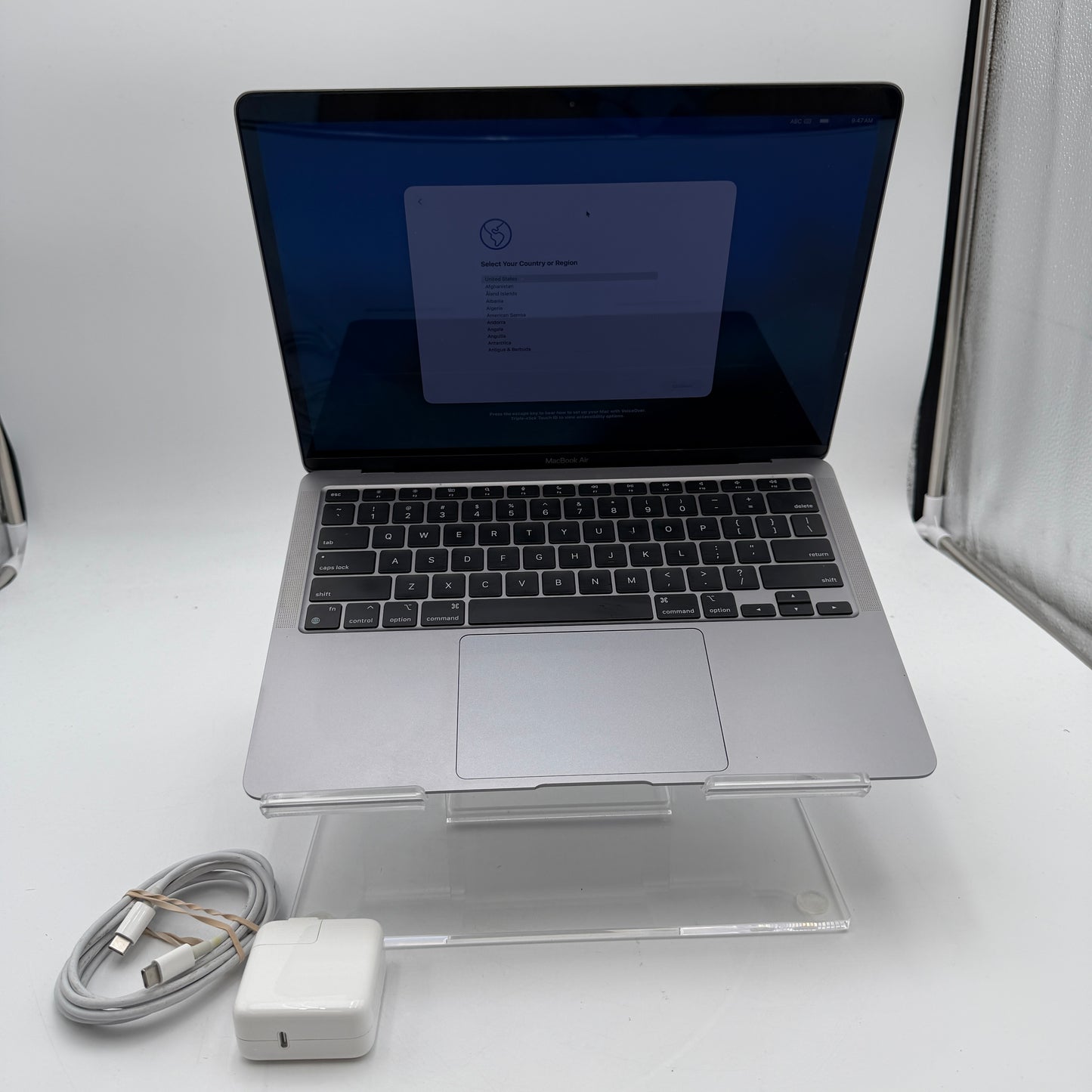 Apple MacBook Air M1 13-inch 8GB RAM 256GB Space Gray A2337 2020 Loose Hinge