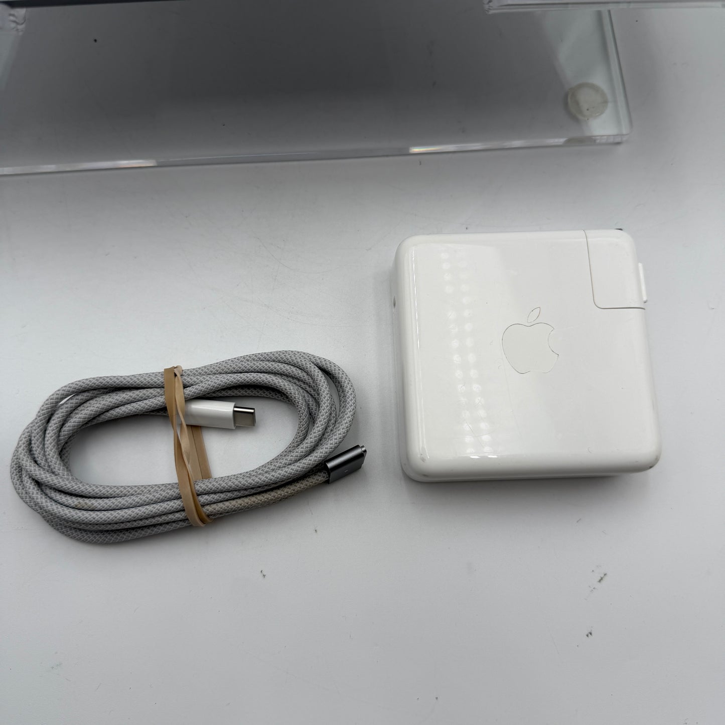 Apple MacBook Pro 14 inch A2779 M2 Pro 16GB 1TB