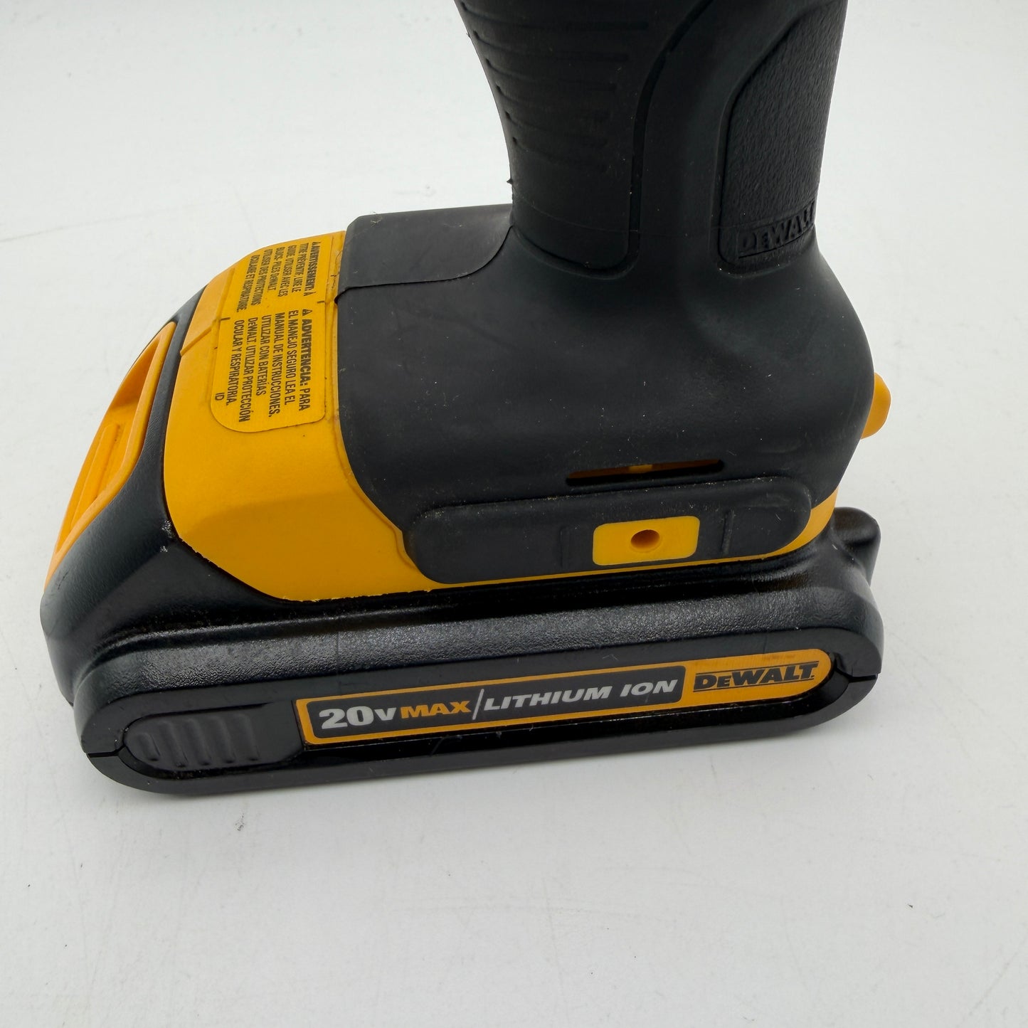 DeWalt DCD771 1/2 Inch Cordless Drill Driver With One Battery No Charger
