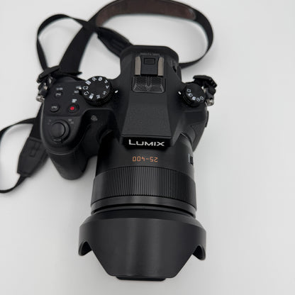 Lumix DMC-FZ1000 20.1 MP Digital Camera With Bag and Extras