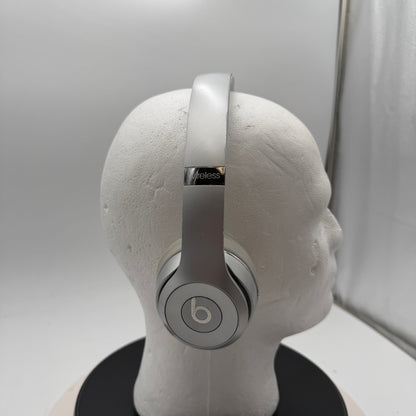 Beats Solo 3 Wireless Headphones Silver Needs New Ear Pads WORKS GREAT