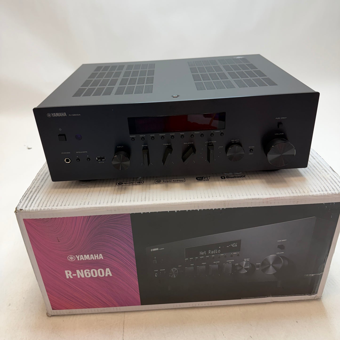 Yamaha R-N600A Receiver Black Used With Box