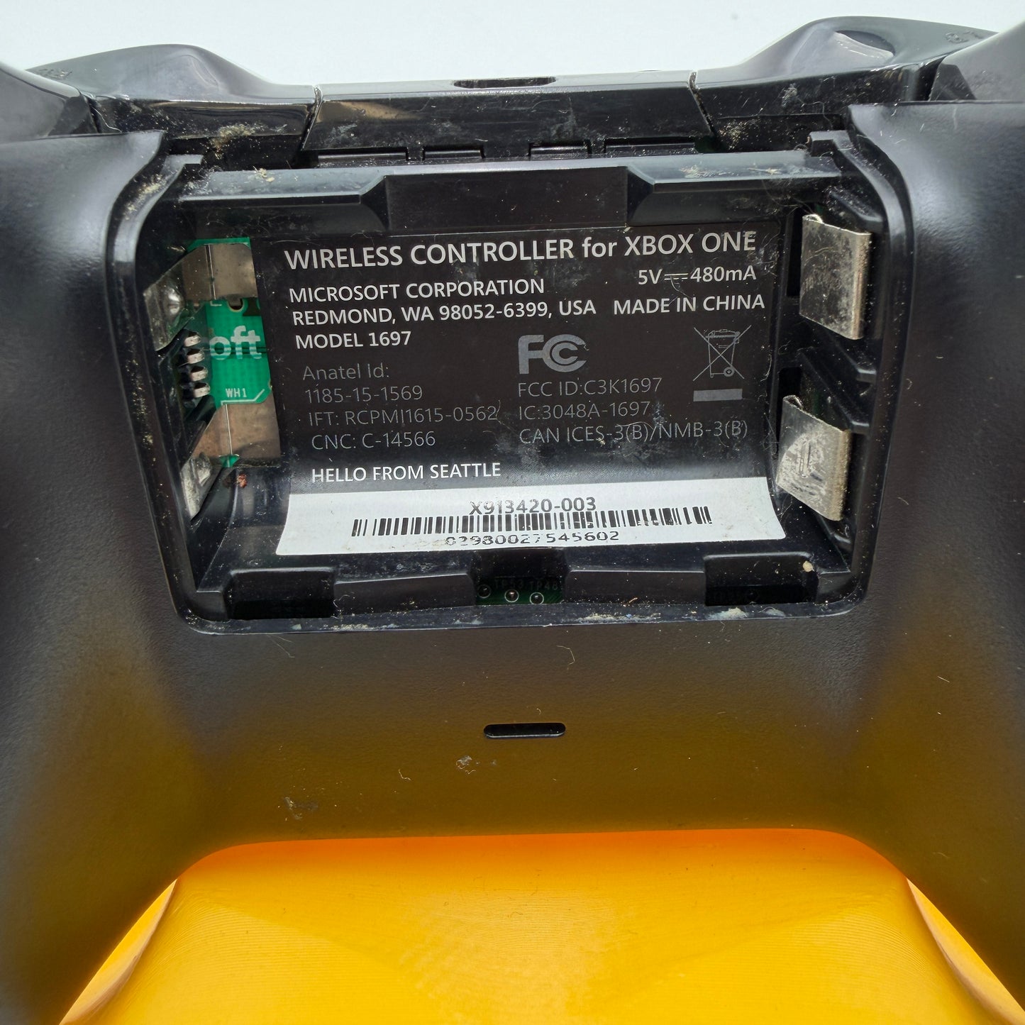 Microsoft Xbox One Wireless Controller Model 1697 Black Used