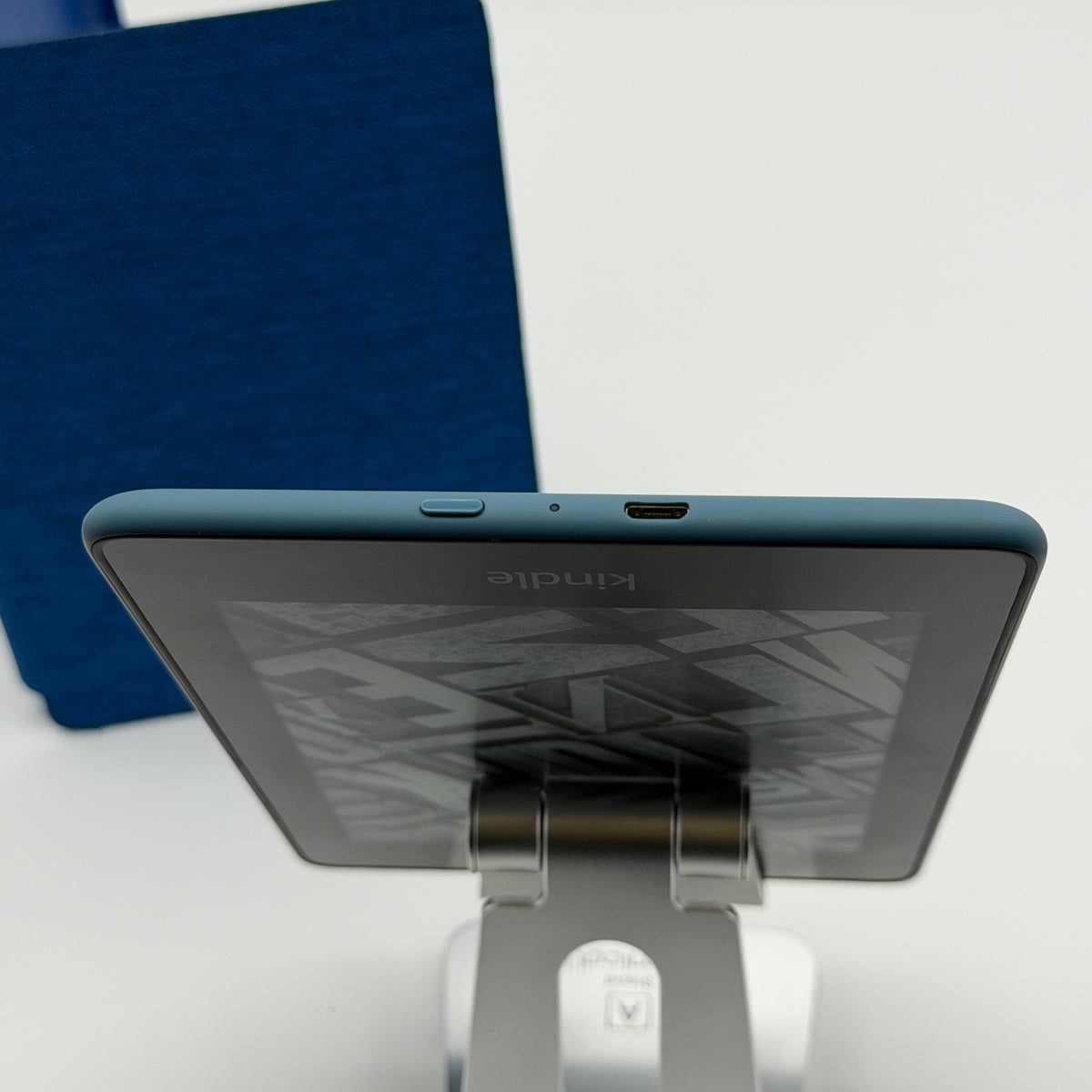 Amazon Kindle 10th Gen (2019) 8GB Blue Wi‑Fi Tablet