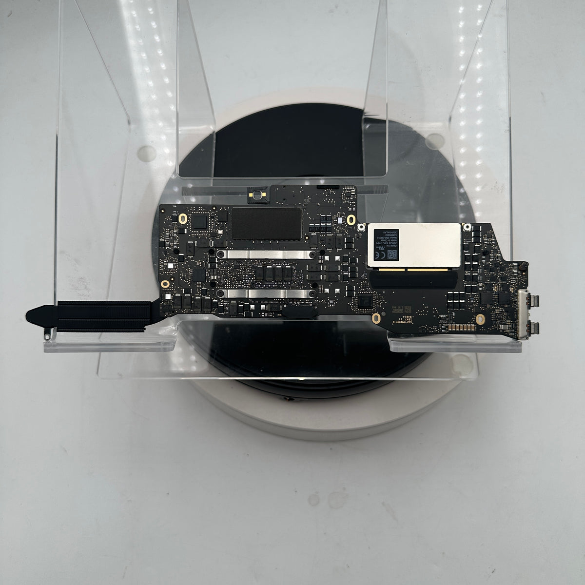 Apple A1708 MacBook Pro Logic Board READ