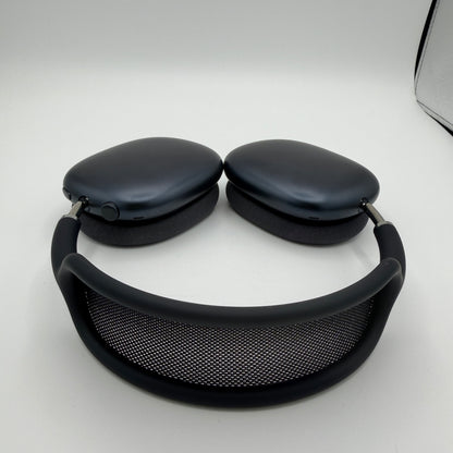 Apple AirPods Max 2 (USB-C) A3454 Over-Ear Headphones with Smart Case Midnight