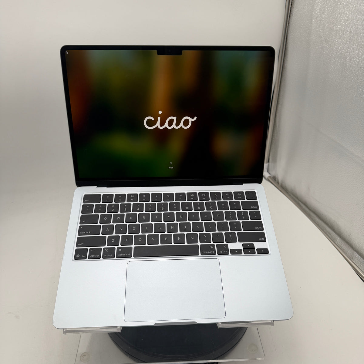 Apple MacBook Air 13-inch M4 A3240 16GB 256GB Blue 100% Battery