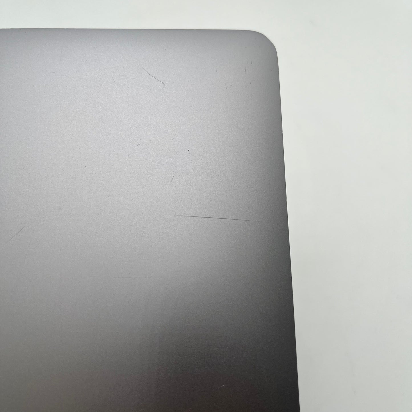 Apple MacBook Air 13" A1932 2019 Used Space Gray