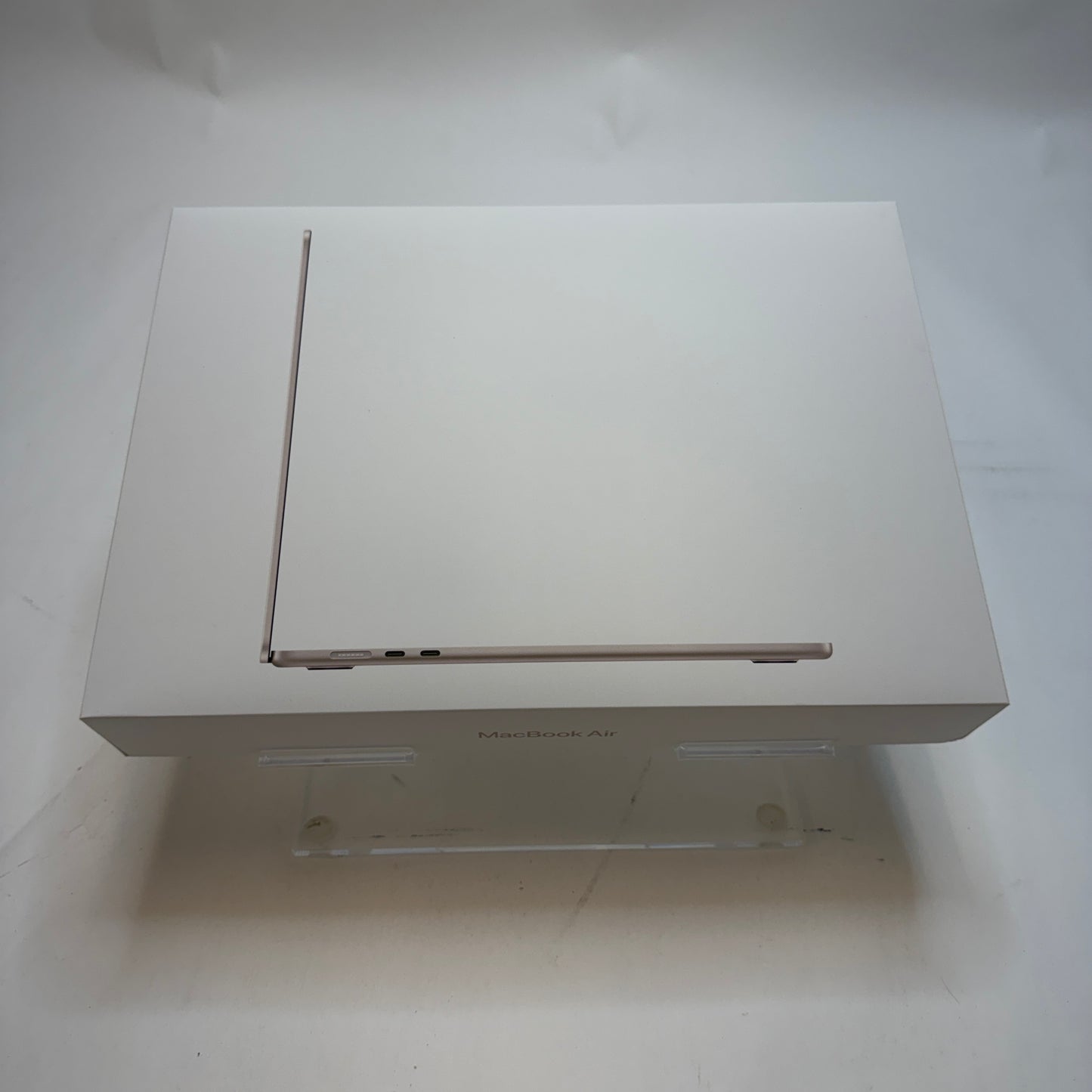 Apple MacBook Air 15" A3241 2025 with 16GB RAM and 512GB Storage New