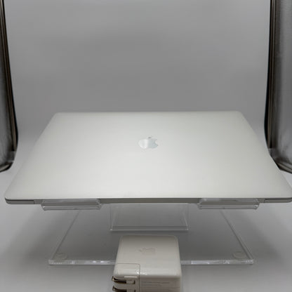 Apple MacBook Pro 16" A2141 2019 Core i7 512GB 16GB Silver - Used