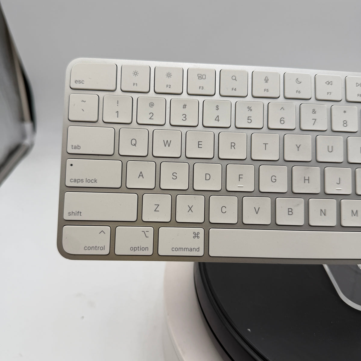 Apple Magic Keyboard with Touch ID and Numeric Keypad A2520 MK2C3LL/A White