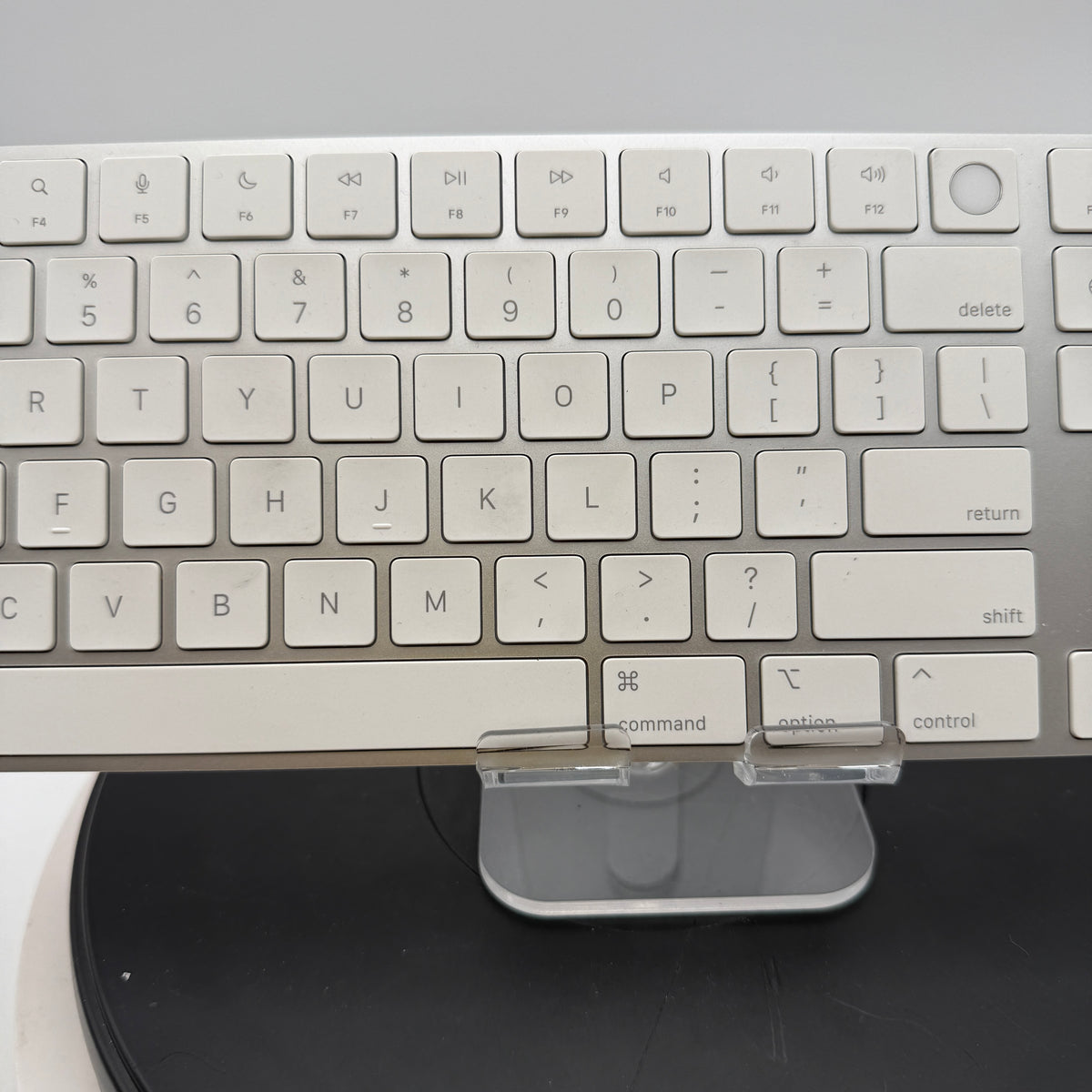 Apple Magic Keyboard with Touch ID and Numeric Keypad A2520 MK2C3LL/A White