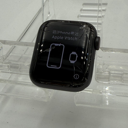 Apple Watch SE 1st Gen 40mm GPS+LTE Smart Watch Space Gray Unlocked