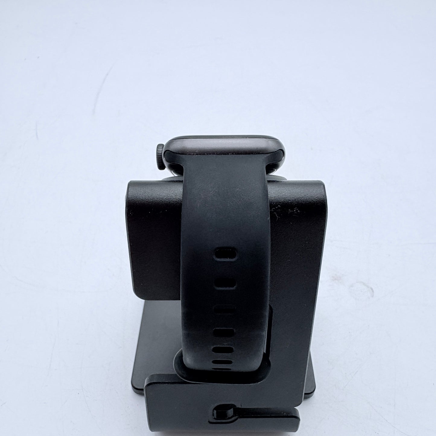 Apple Watch Series 5 GPS A2092 40mm Aluminum Smart Watch READ