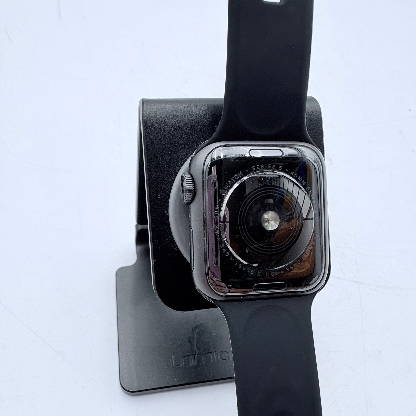 Apple Watch Series 5 GPS A2092 40mm Aluminum Smart Watch READ