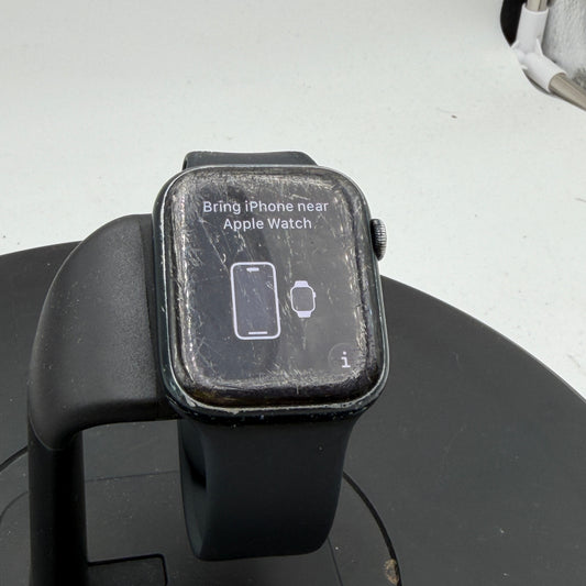 Apple Watch Series 7 GPS A2474 45mm Midnight Aluminum Smart Watch