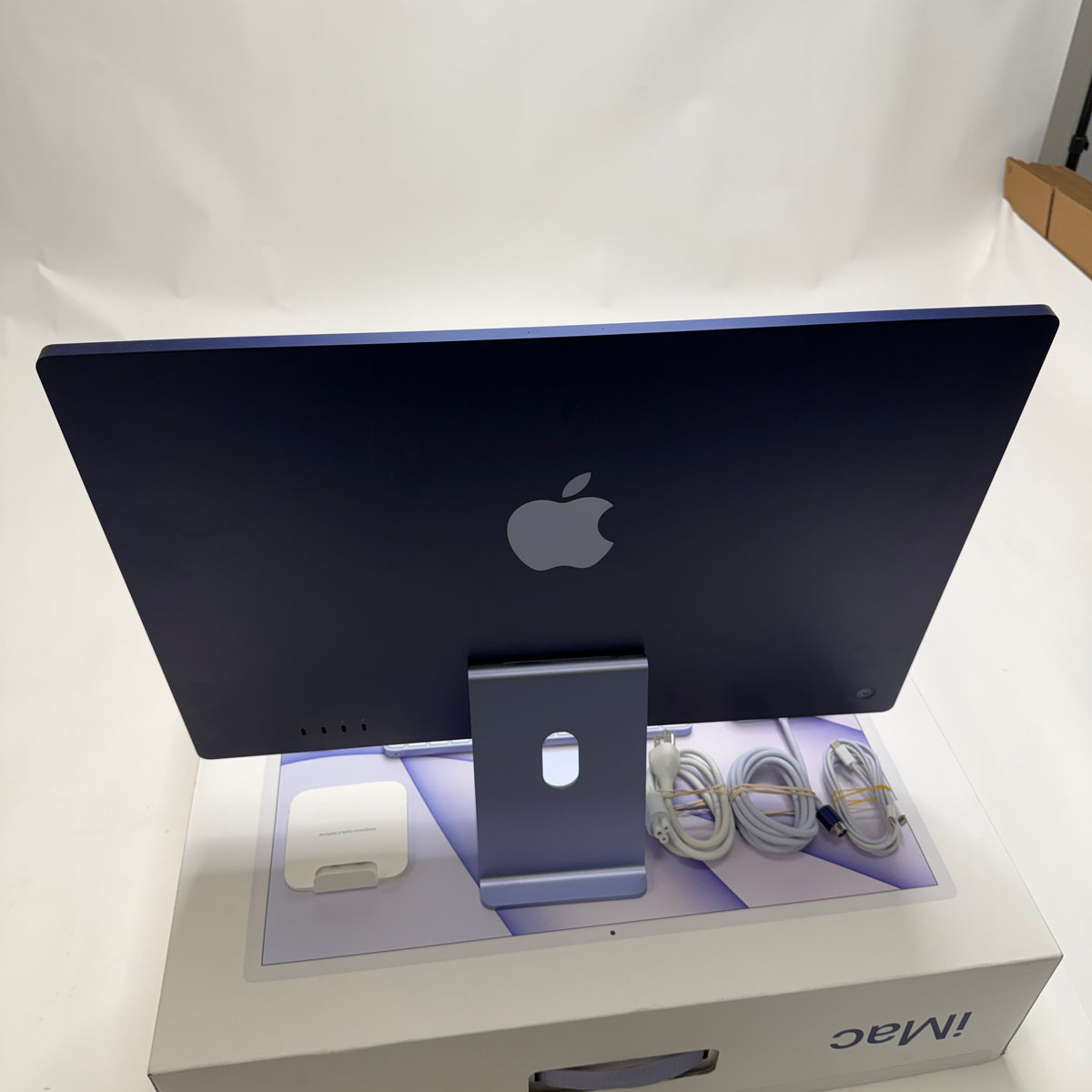 Apple iMac 24" M1 A2438 2021 Desktop Computer - Purple
