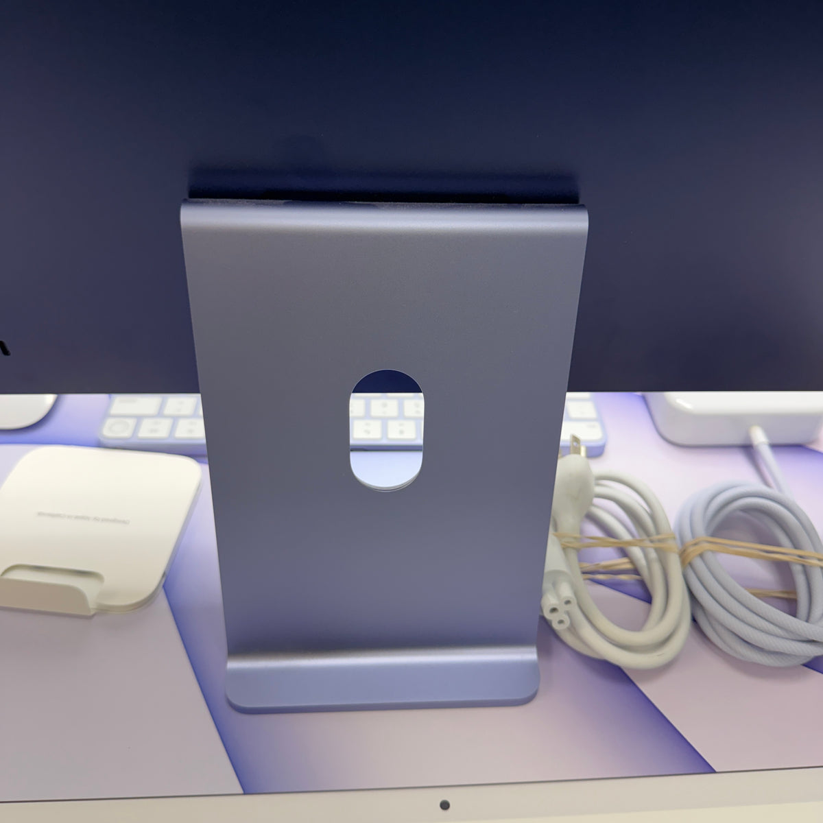Apple iMac 24" M1 A2438 2021 Desktop Computer - Purple