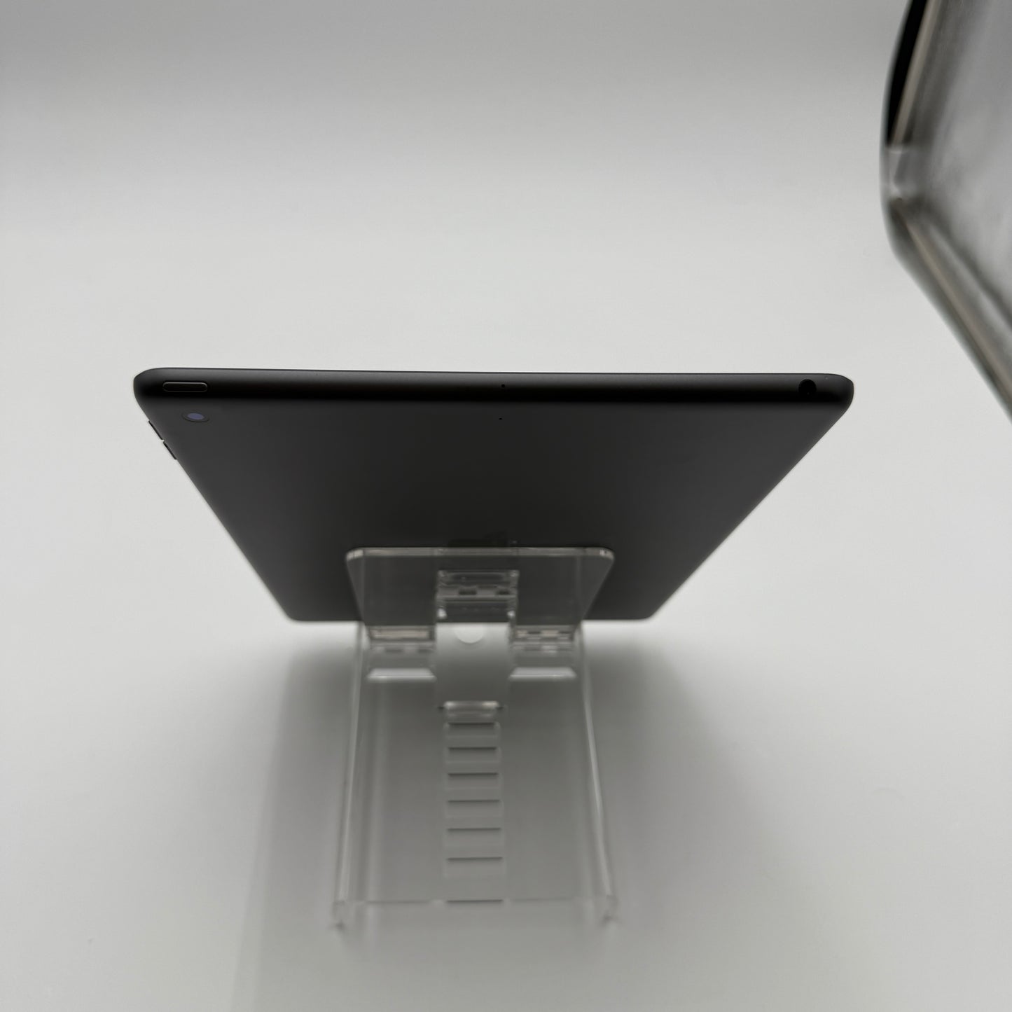 Apple iPad 9th Gen 256GB Space Gray Used A WiFi Tablet