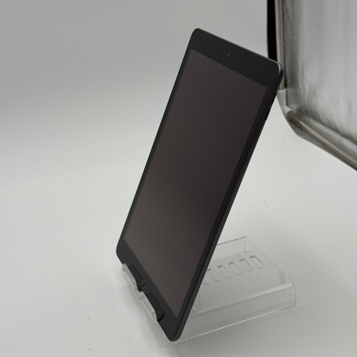 Apple iPad 9th Gen 256GB Space Gray Used A WiFi Tablet