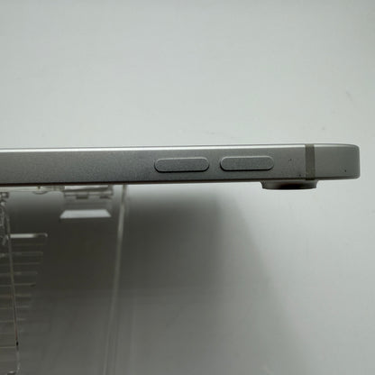 Apple iPad A16 128GB Silver Cellular Unlocked MD7F4LL/A