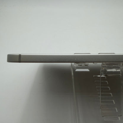 Apple iPad A16 128GB Silver Cellular Unlocked MD7F4LL/A