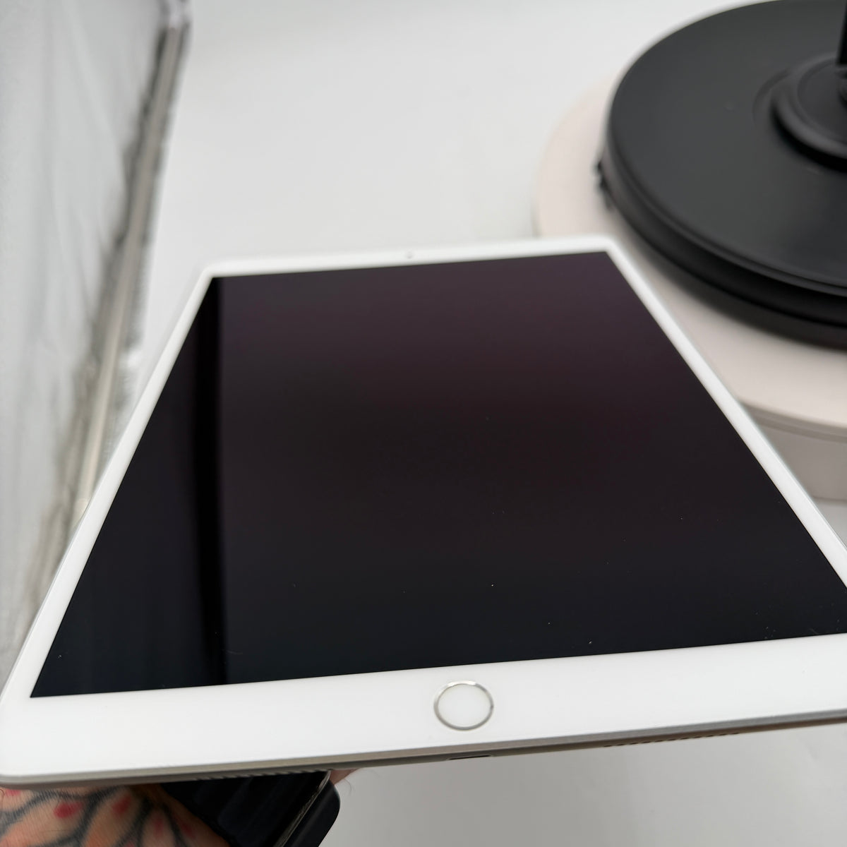 Apple iPad Air 3rd Gen A2152 (2019) 64GB Wi‑Fi Only Silver READ