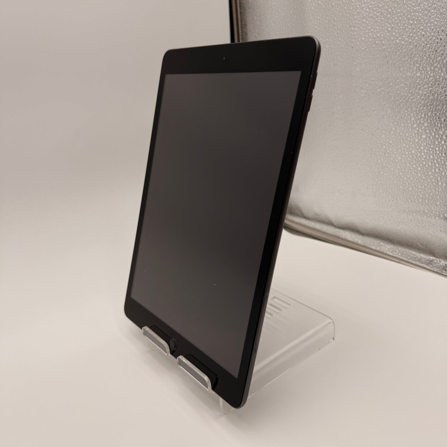 Apple iPad (9th Gen) A2605 - 64GB - Space Gray - Broken Home Button Condition