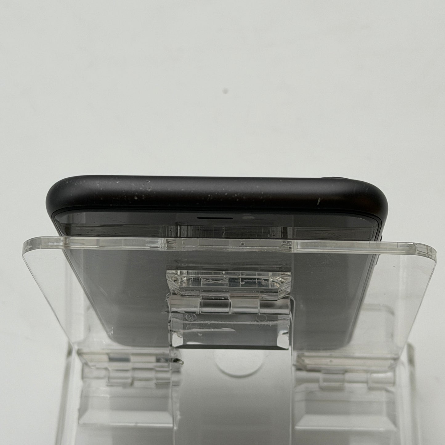 Apple iPhone 11 64GB Black MHCP3LL/A READ