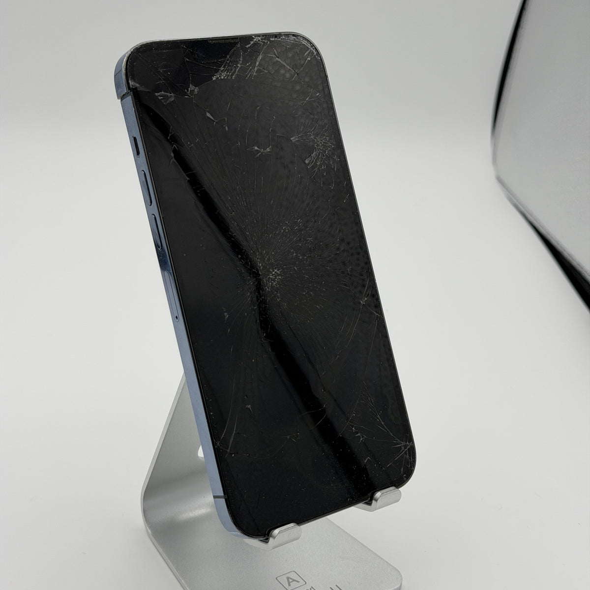 Apple iPhone 13 Pro Max 128GB Blue Unlocked Broken for Parts