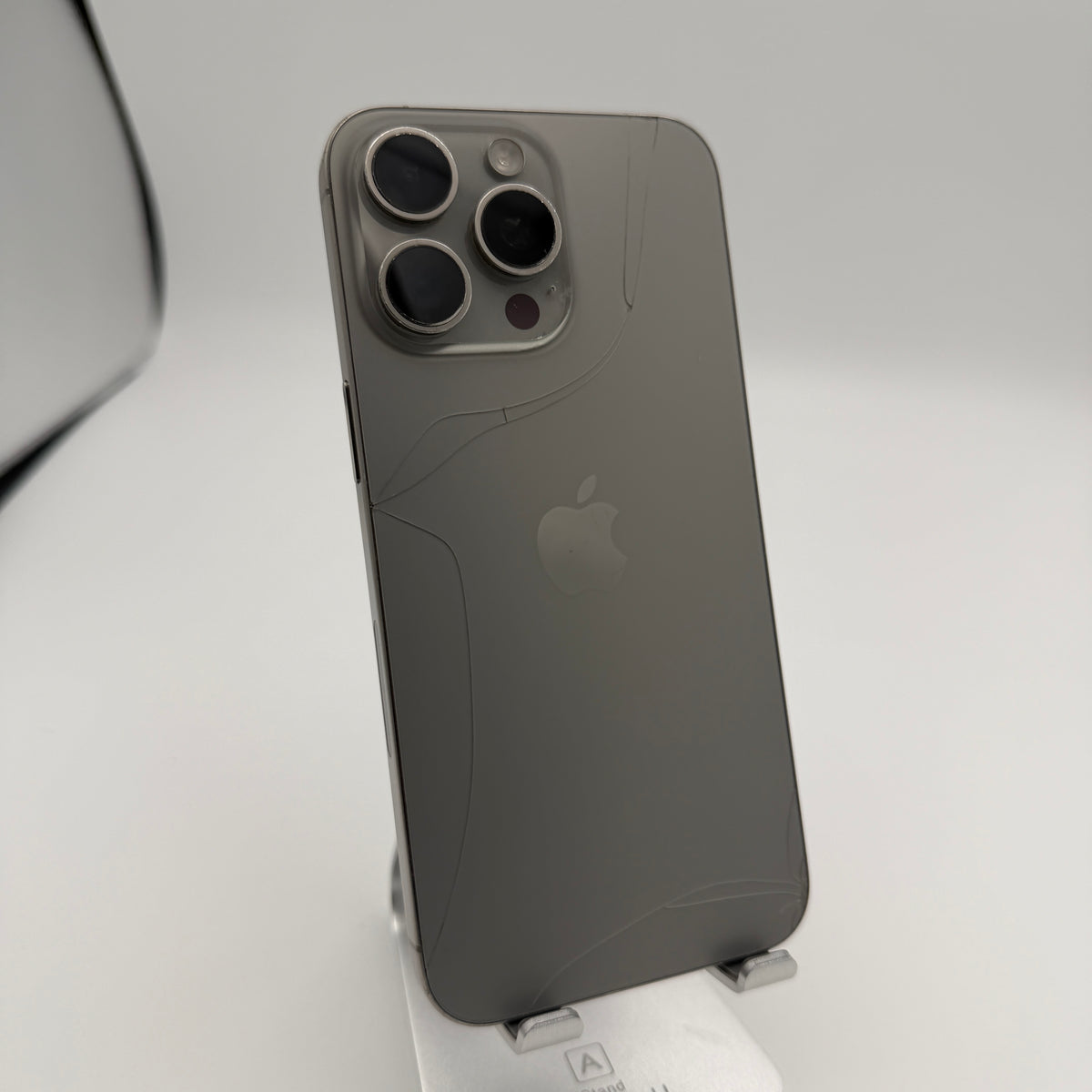 Apple iPhone 15 Pro Max 256GB Titanium AT&T READ