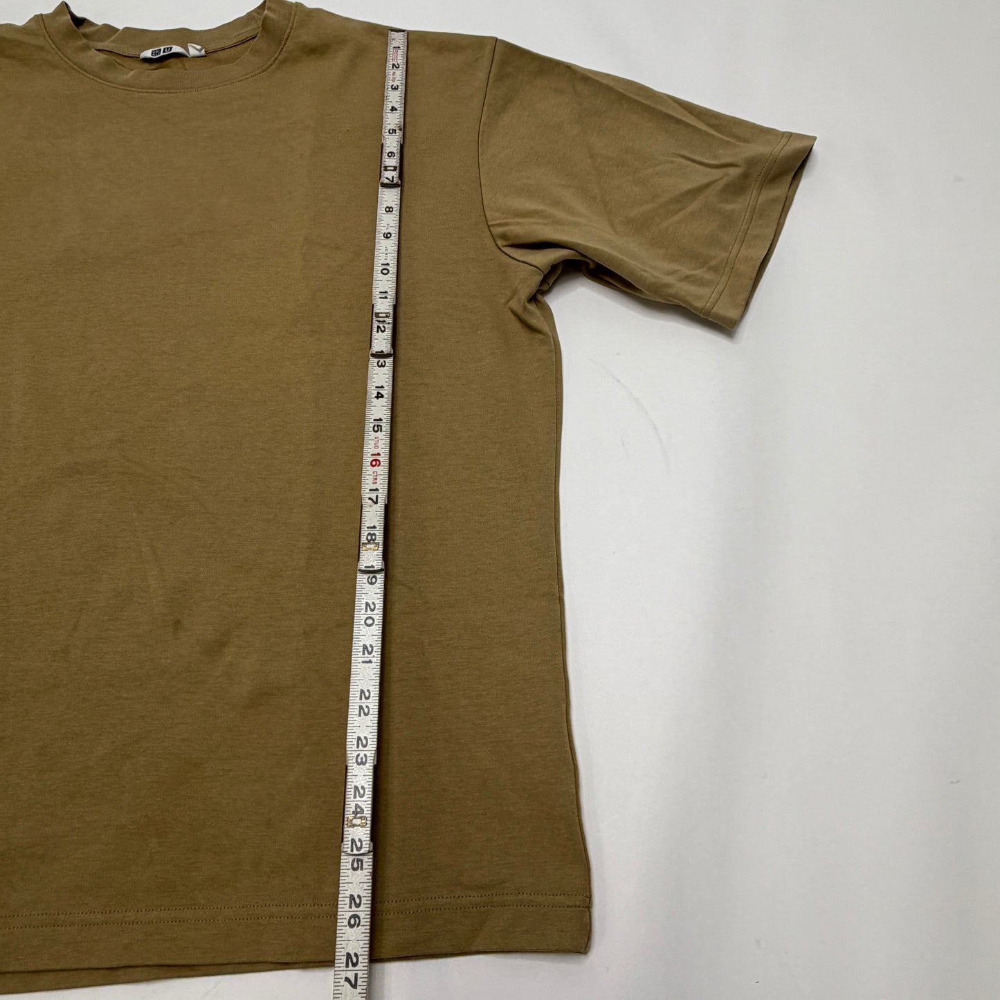 Uniqlo Airism Men's T Shirt XL Brown Cropped Boxy Fit Lightweight Casual