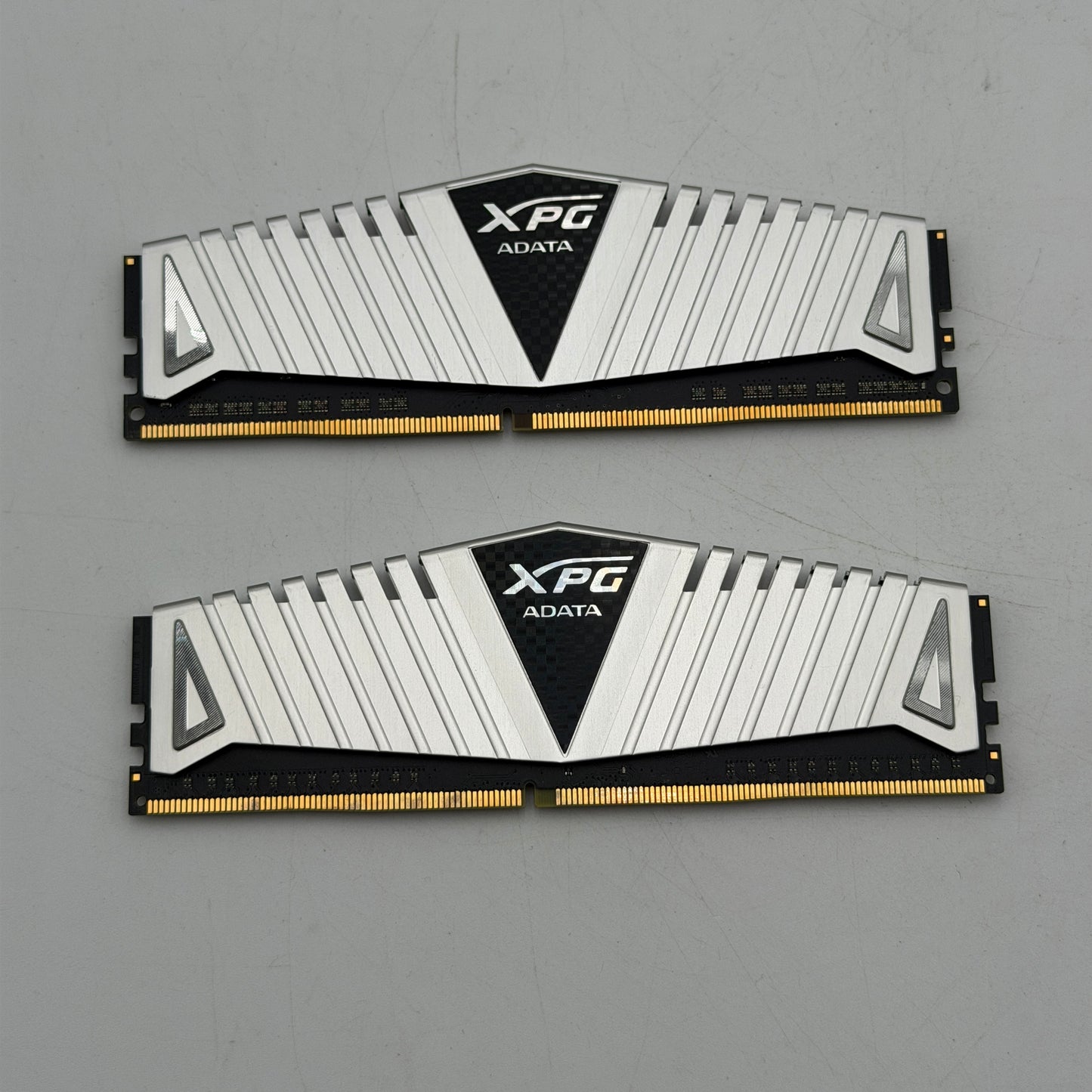 XPG ADATA DDR4 2400MHz 16GB (2x8) RAM AX4U240038G16 - Silver - Used
