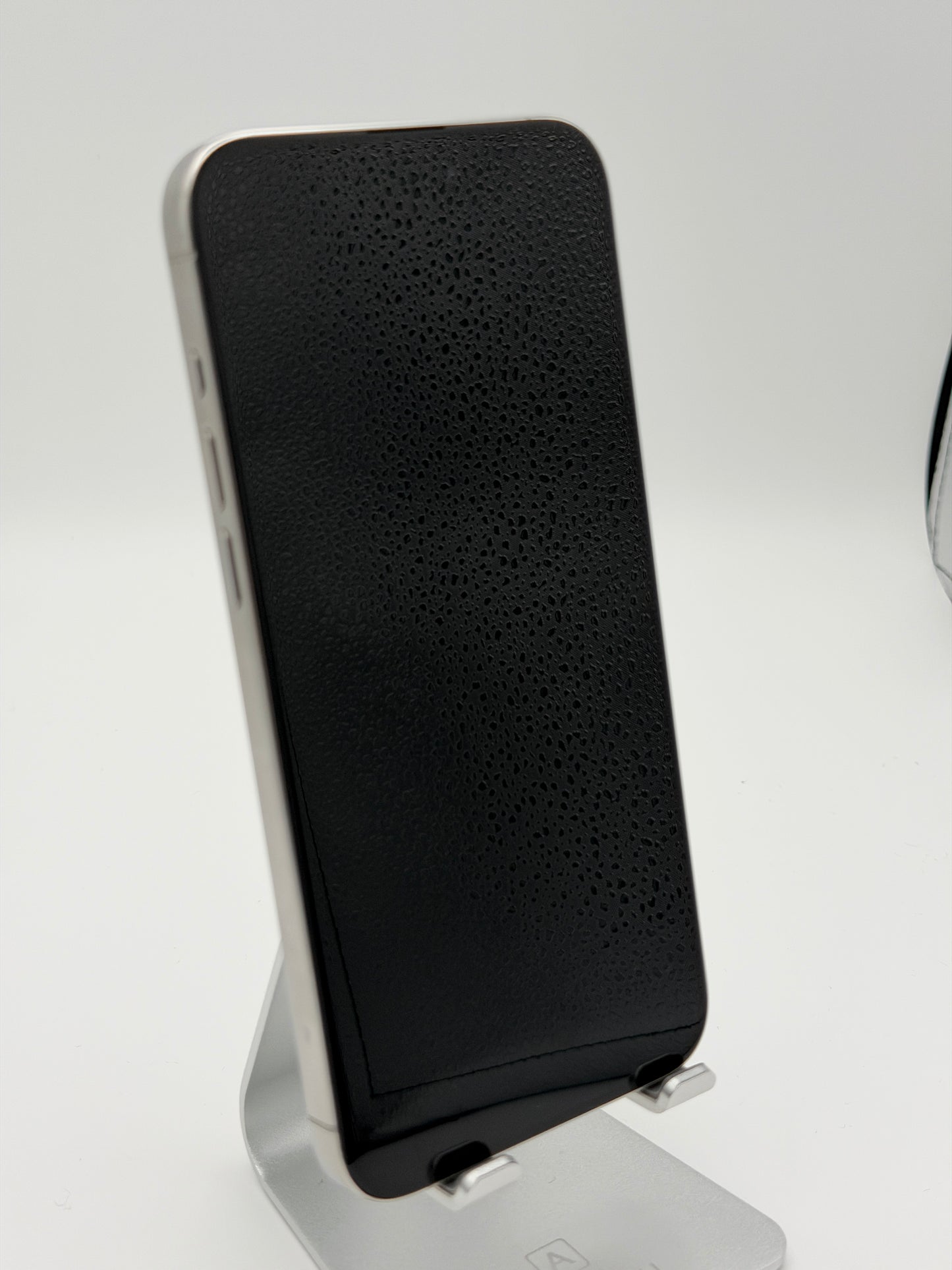 Apple iPhone 15 Pro Max 512GB White Boost Mobile Only READ
