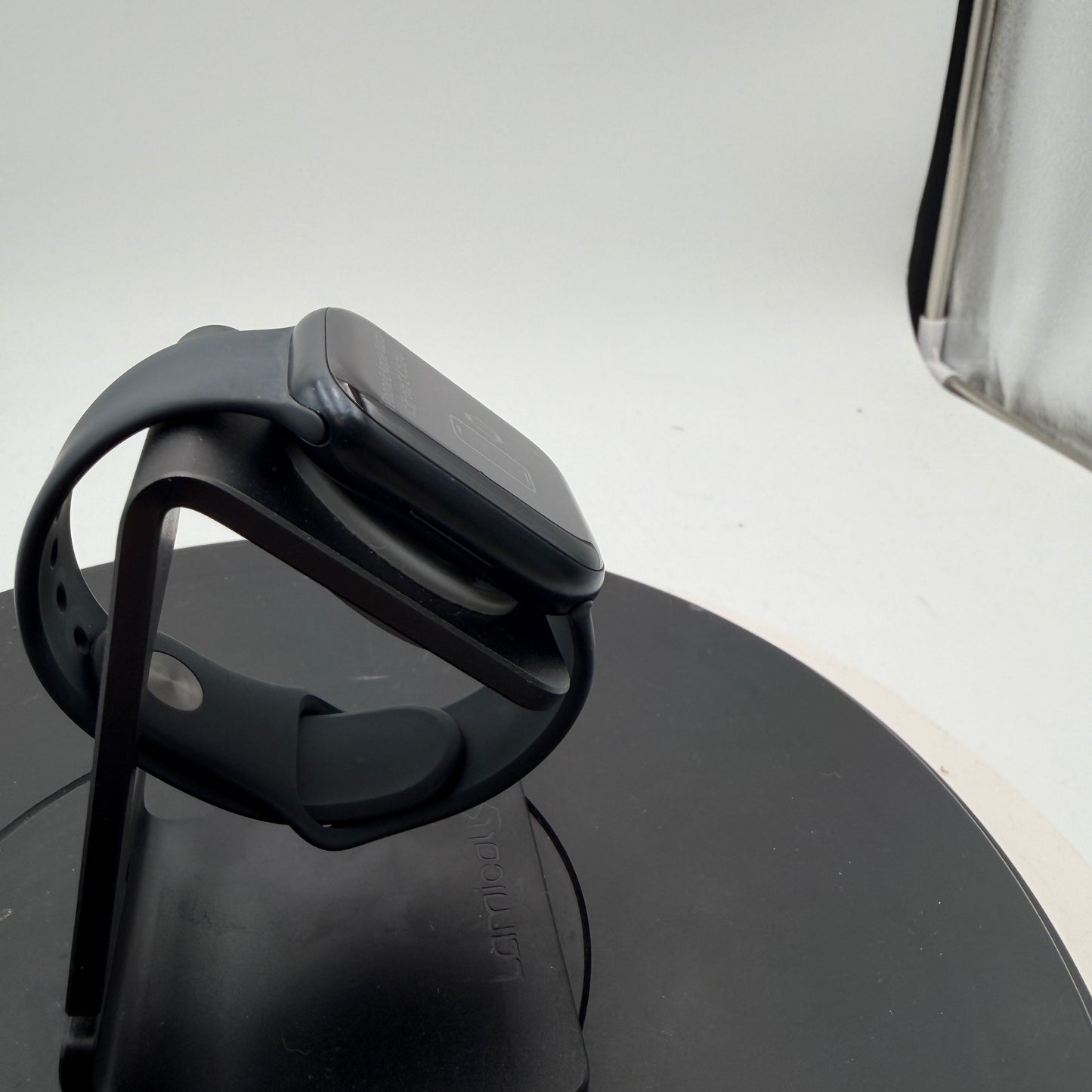 Apple Watch Series 7 GPS A2474 45mm Space Black Aluminum Smart Watch