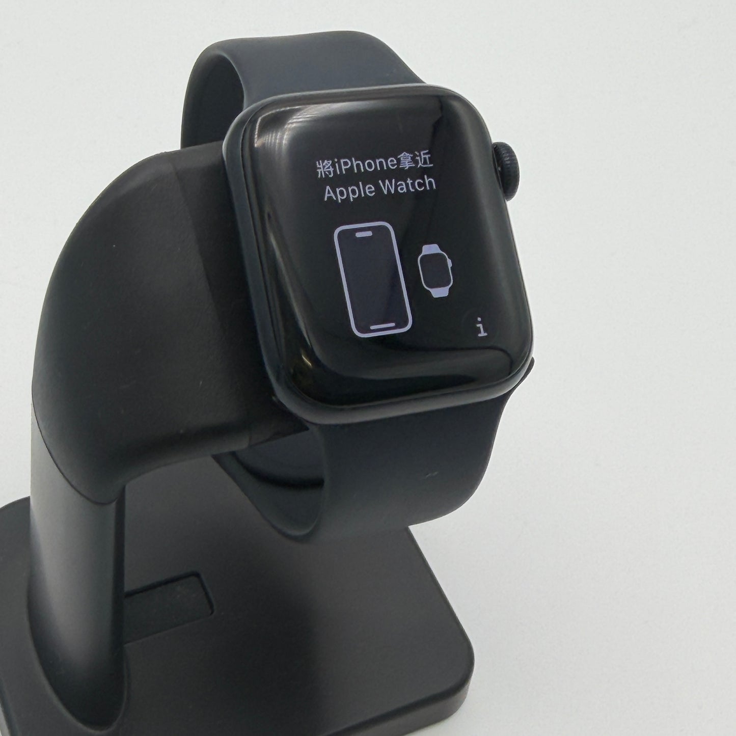 Apple Watch SE 3 Cellular A3326 2025 40mm Nike Sport - Black/Space Black Aluminum