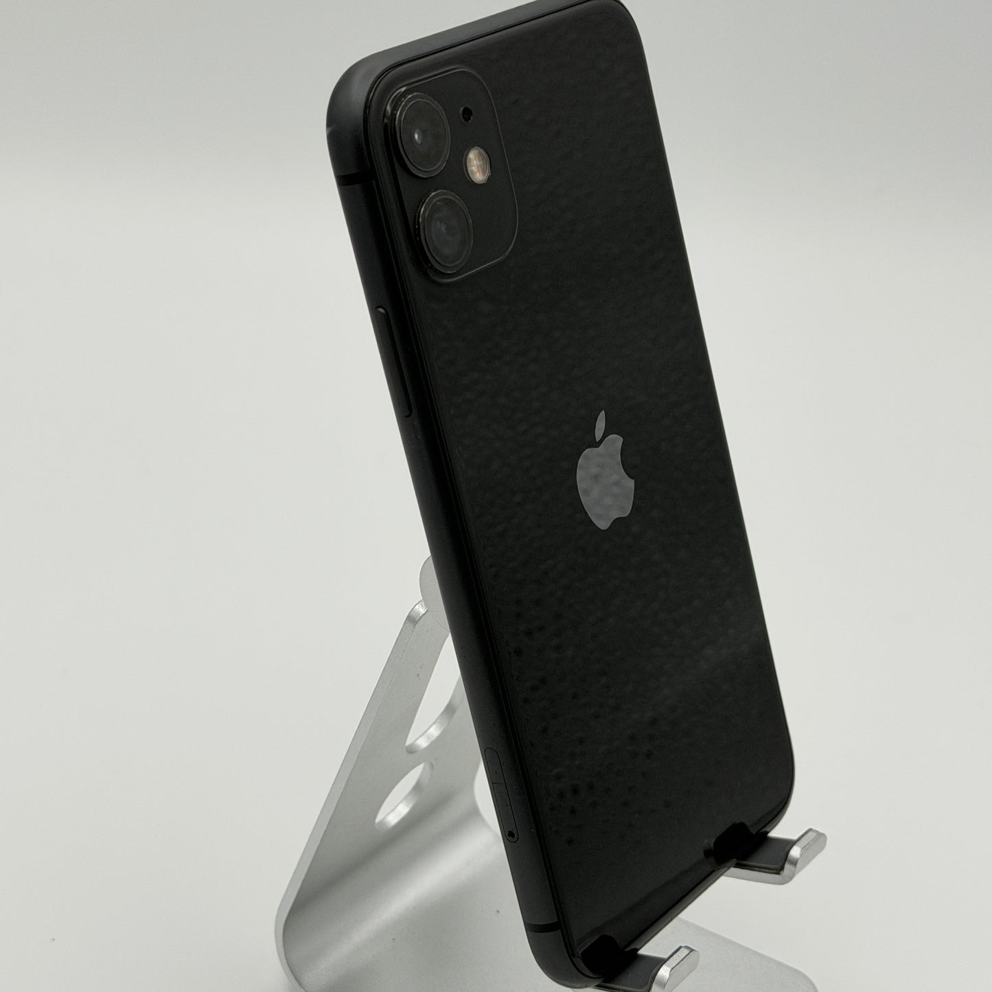Unlocked Apple iPhone 11 64GB Black  READ!