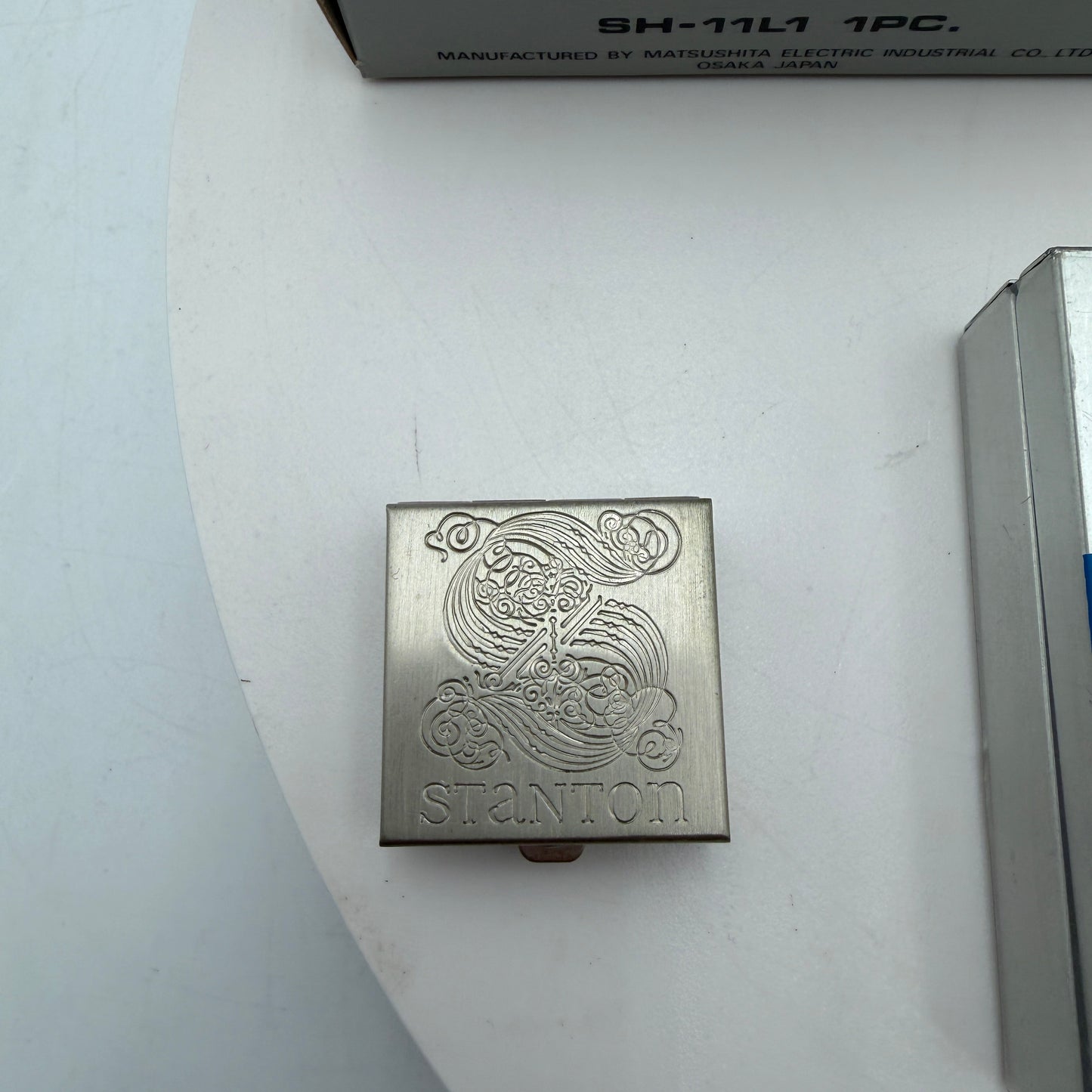 Lot of Untested Vintage Turntable Needles & Stylus Cartridges