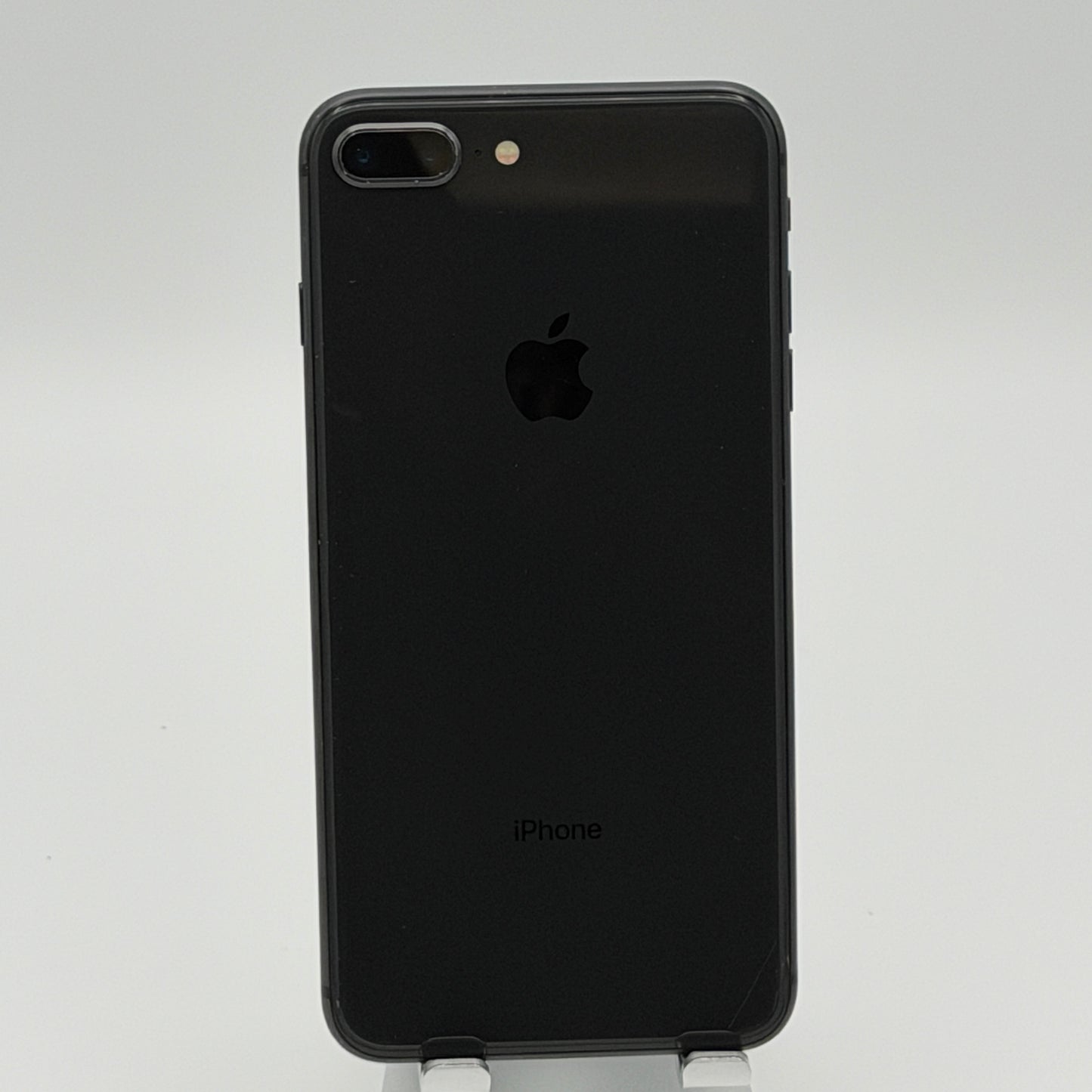 Apple iPhone 8 Plus 5.5 Inch 64GB READ