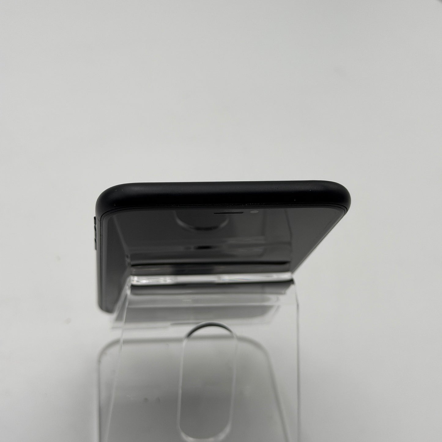 Apple iPhone XR 6.1" 64GB Black Unlocked Used