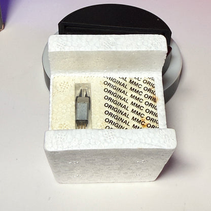 Lot of 2 Bang & Olufsen MMC3 Elliptical Diamond Replacement Stylus Turntable needles 1 New 1 used