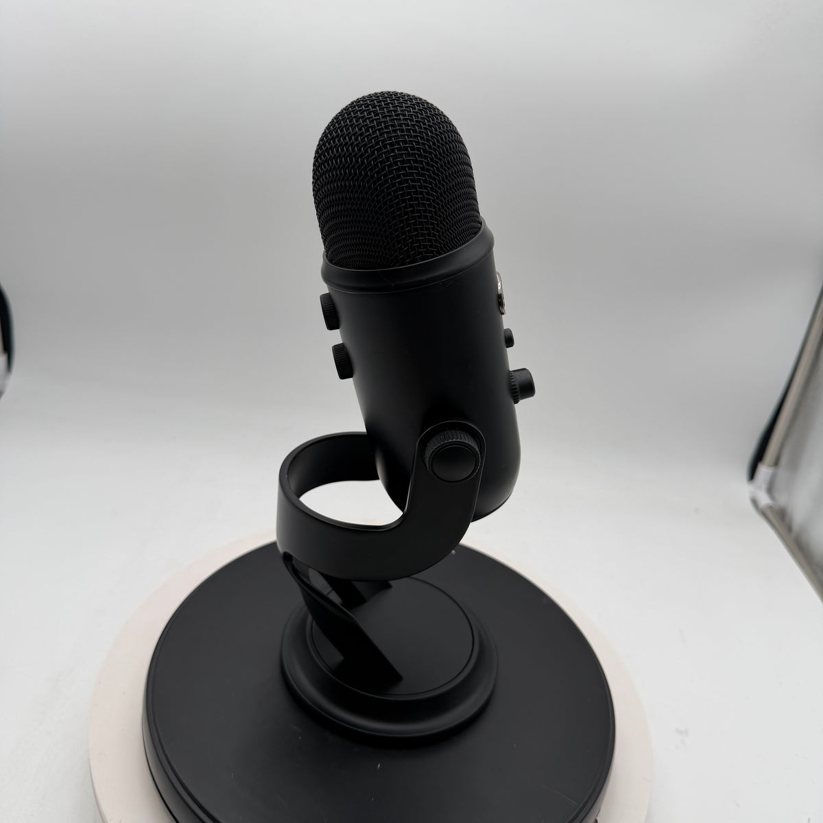 Blue Yeti USB Condenser Microphone Black