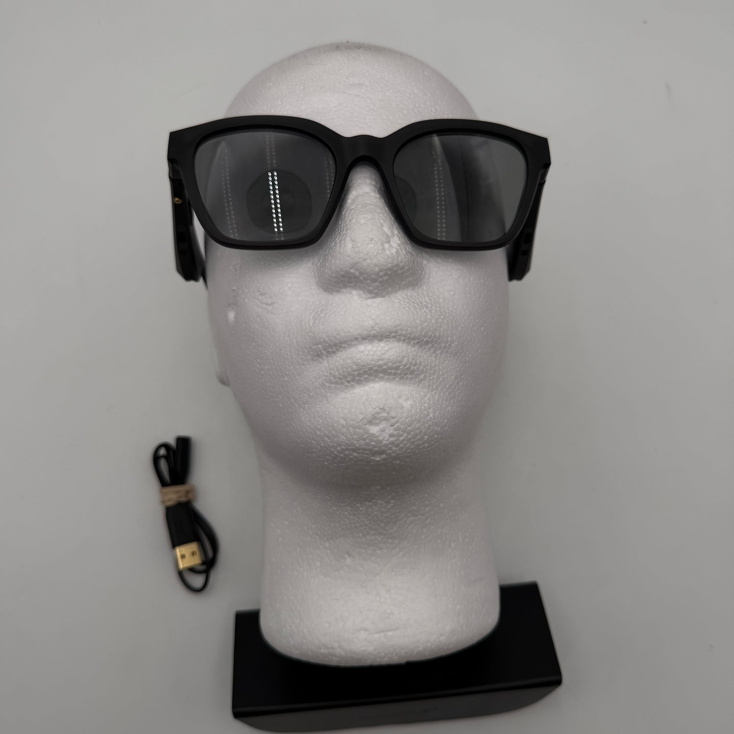 Bose Frames BMD0007 Bluetooth Audio Sunglasses Black for parts or repair