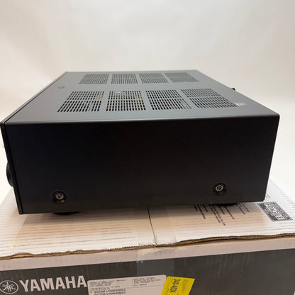 Yamaha R-N600A Receiver Black Used With Box