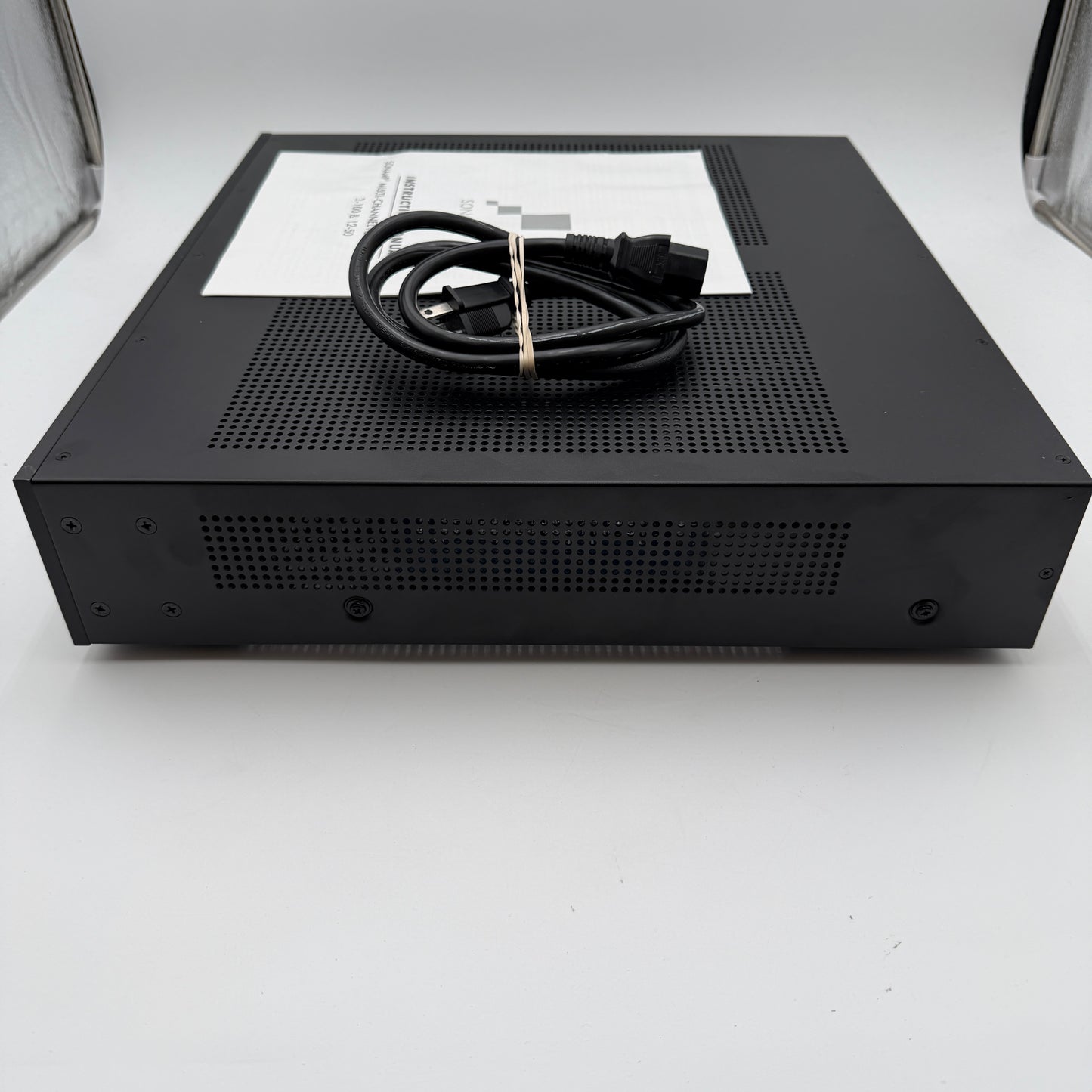 Sonance Sonamp 12-50 Multi-Channel Power Amplifier Black Used