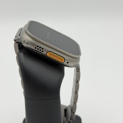 Apple Watch Ultra A2622 49mm Titanium Unlocked