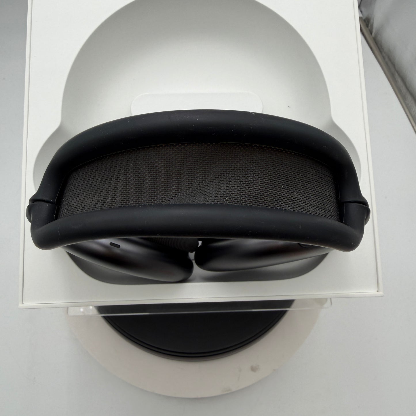 Apple AirPods Max A2096 Wireless Headphones (Lightning, 2020) Black READ