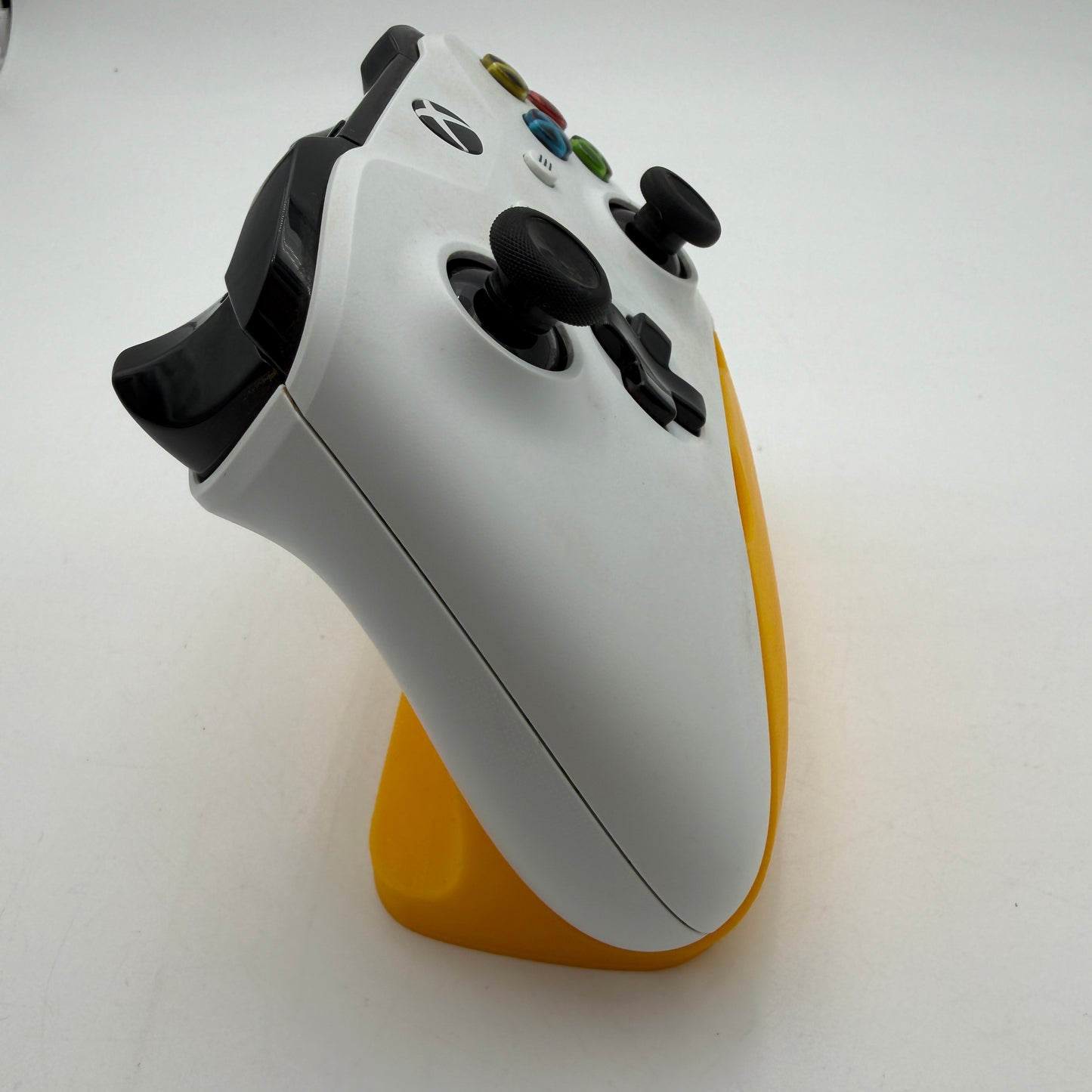 Microsoft Xbox One Wireless Controller Model 1708 White Used