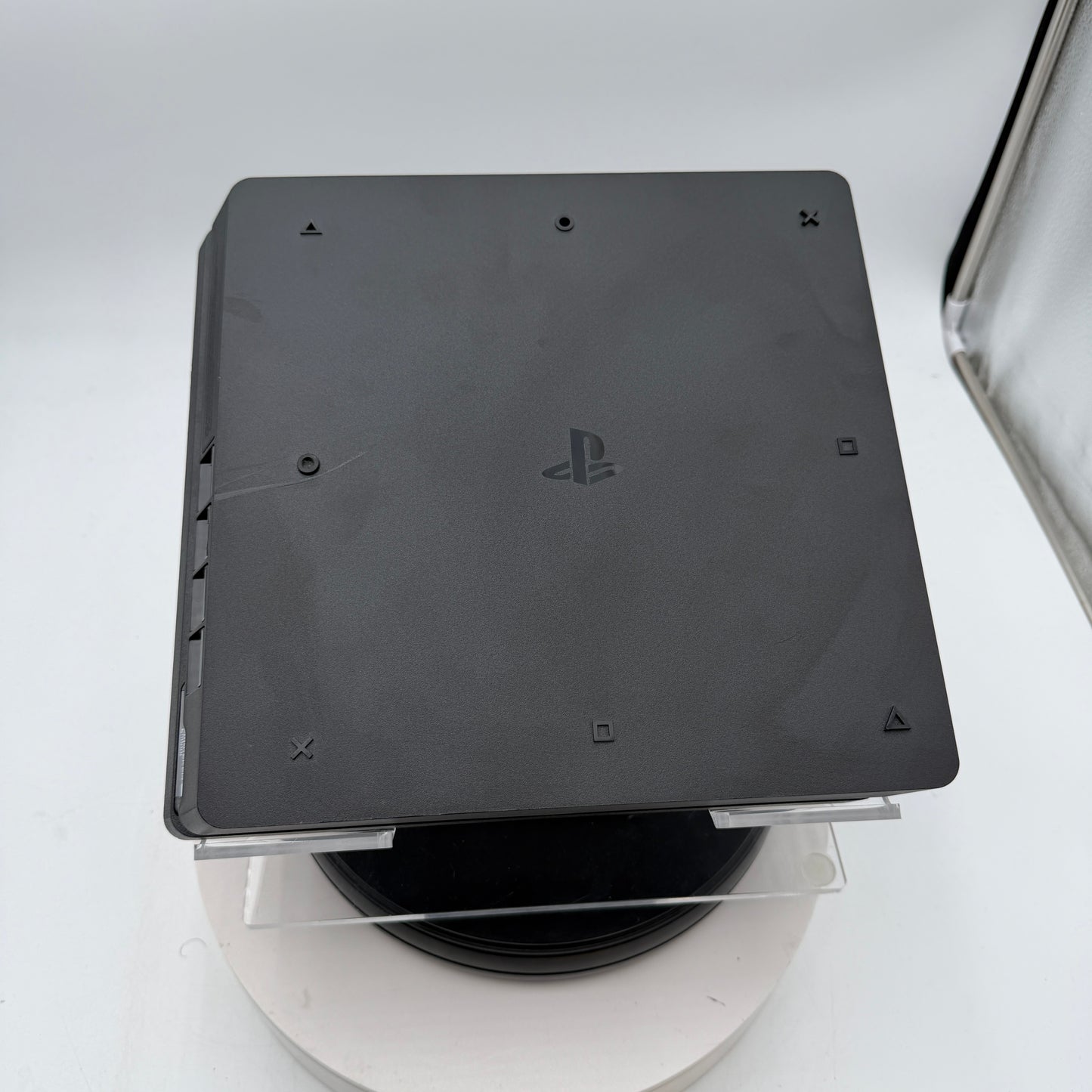 Sony PlayStation 4 Slim CUH-2215A 500GB Black Used w/ Box & Controller